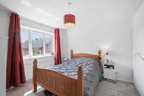 25 Chandlers Close, Redditch, B97 5HU