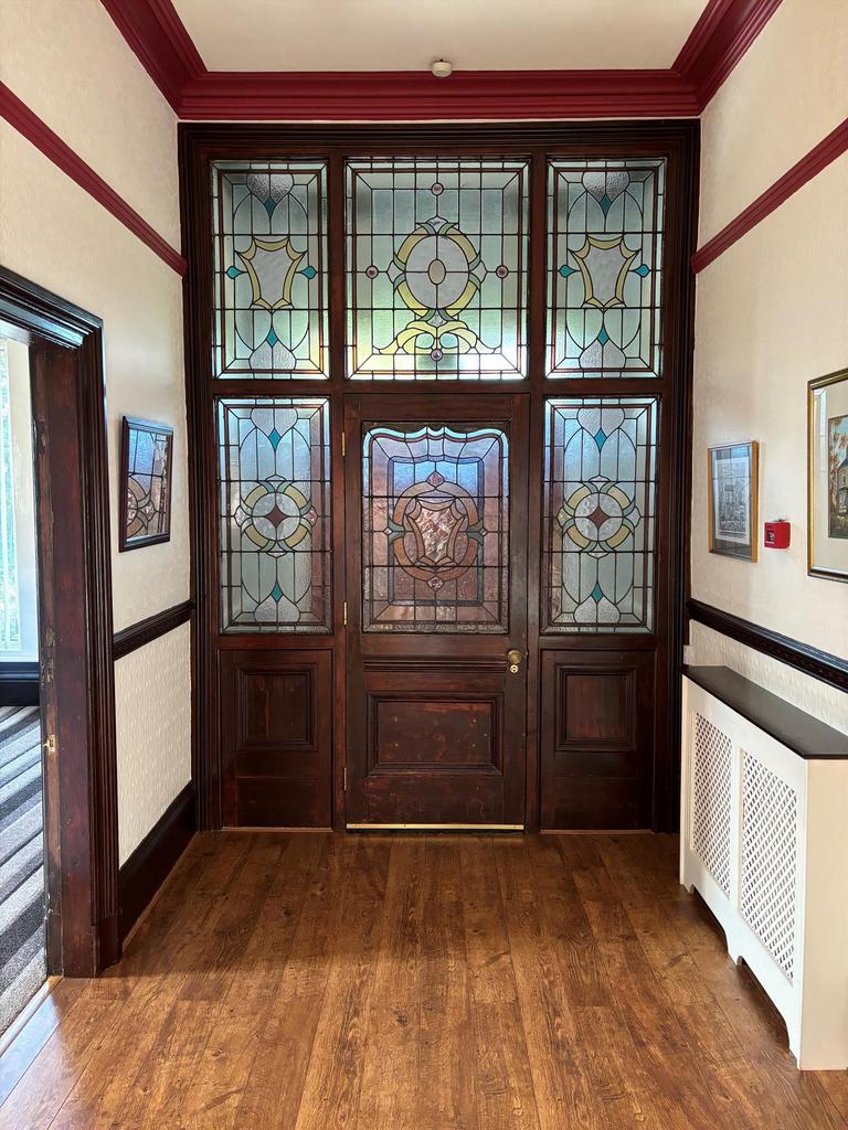 Hallway stained glas