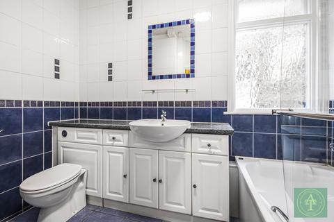 65a Selborne Road, London, N14 7DE