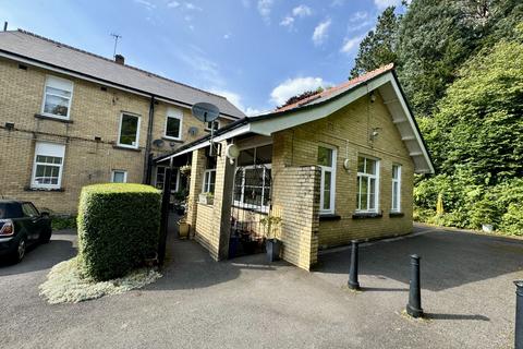 3 bedroom flat for sale, Pontsarn, Merthyr Tydfil CF48