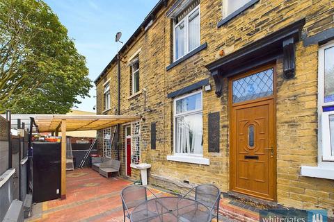 7 bedroom terraced house for sale, Kingswood Street, Bradford, West Yorkshire, BD7