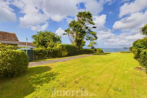 3 bedroom semi-detached bungalow for sale, Heol Y Graig, Aberporth