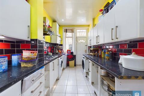 16 Cross Lane, Bradford, BD7 3JT