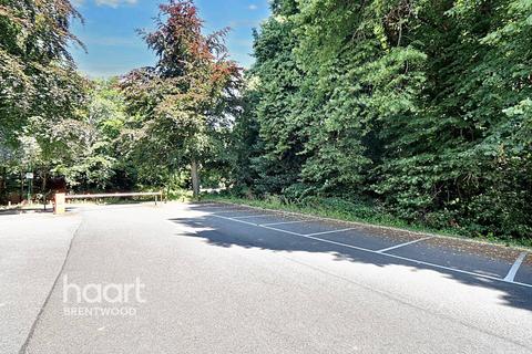 2 bedroom flat for sale, Hubert Road, Brentwood