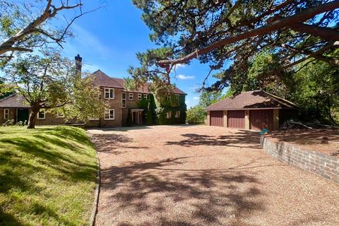 5 bedroom detached house for sale, Highwoods Avenue, Bexhill-on-Sea, TN39