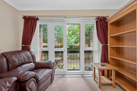 2 bedroom flat for sale, Eastwood, Bridgewater Road, WEYBRIDGE, KT13