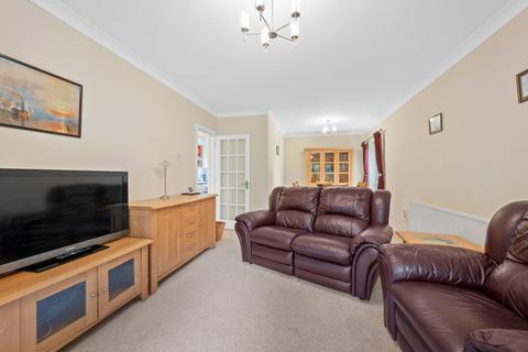 2 bedroom flat for sale, Eastwood, Bridgewater Road, WEYBRIDGE, KT13