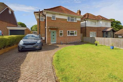 3 bedroom detached house for sale, Mayfield Close, Worthing BN14