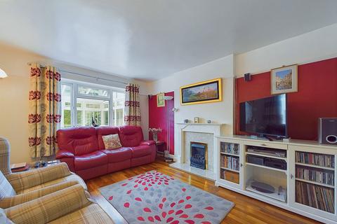 3 bedroom detached house for sale, Mayfield Close, Worthing BN14