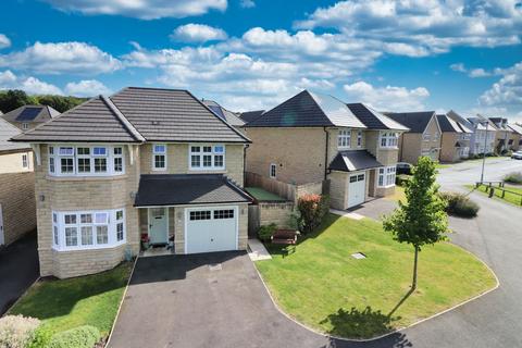 4 bedroom detached house for sale, Riverside View, Horsforth, Leeds, West Yorkshire, LS18