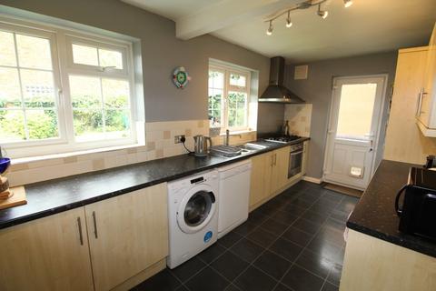 4 bedroom detached house for sale, Macaulay Road, Lutterworth LE17