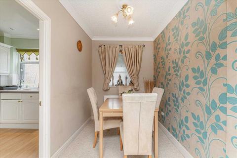 2 bedroom terraced house for sale, Laburnum Avenue, Hornchurch, Hornchurch