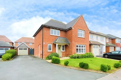 4 bedroom detached house for sale, Borrowby Close, Hamilton, LE5