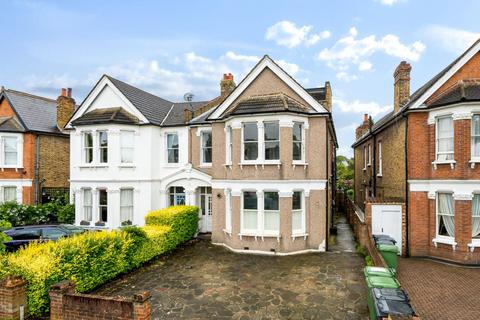 2 bedroom flat for sale, Thornsbeach Road, Catford