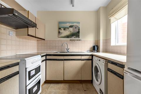 2 bedroom flat for sale, St. Benedicts Close, Tooting, SW17