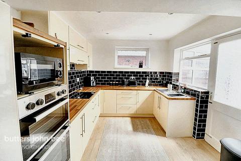 7 Milton Close, Wincham, Northwich, CW9 6PR