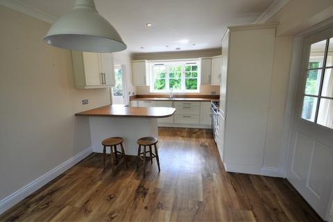 4 bedroom detached house to rent, Wissett Road, Halesworth