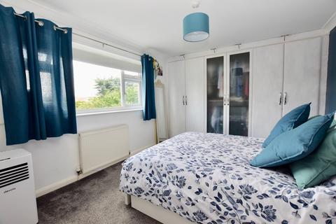 25 Burnby Lane, Pocklington, York, YO42 2QB