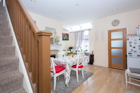 3 bedroom end of terrace house for sale, Russet Road, Manchester M9