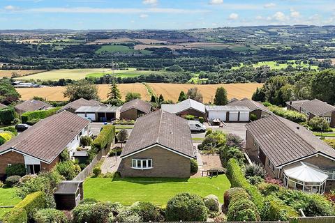 3 bedroom bungalow for sale, Killiebrigs, Heddon-on-the-Wall, Newcastle upon Tyne, Northumberland, NE15 0DD