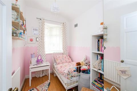 17 Kitchener Road, Dagenham, RM10 8AL