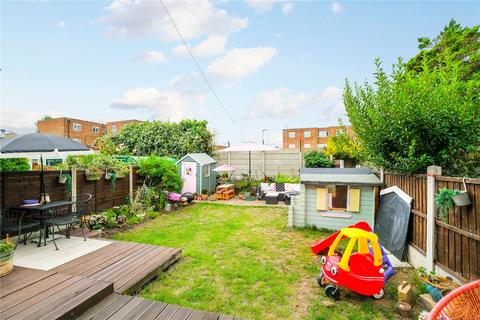 17 Kitchener Road, Dagenham, RM10 8AL