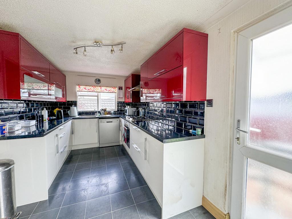 Kitchen2