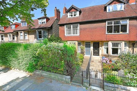 4 bedroom end of terrace house for sale, Dragon Parade, Harrogate