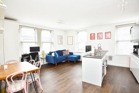Flat 1, Towering House Cheltenham Mount, Harrogate, HG1 1DW