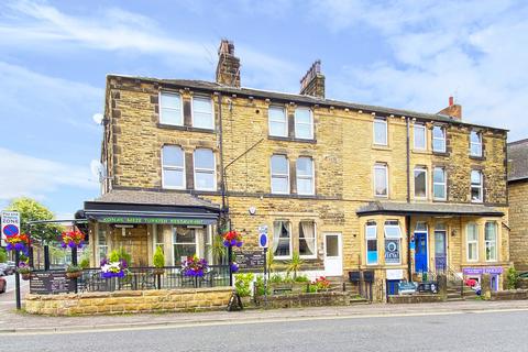 Flat 1, Towering House Cheltenham Mount, Harrogate, HG1 1DW