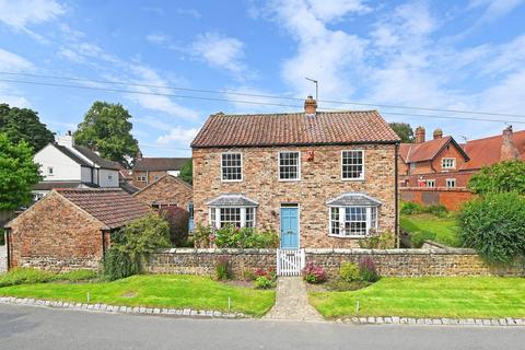 3 bedroom detached house for sale, White Gates, Roecliffe