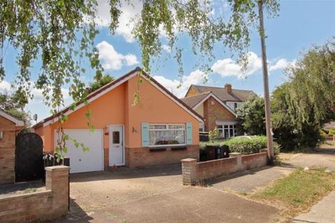 2 bedroom detached bungalow for sale, Colthorpe Road, Great Clacton, Clacton on Sea