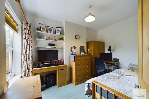 48 Abbey Road, Beeston, Nottingham, NG9 2QF