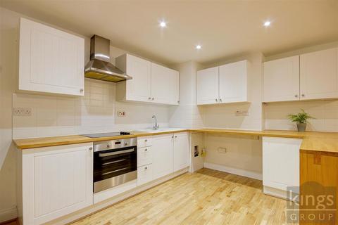 2 bedroom apartment for sale, Caroe Court, London, N9