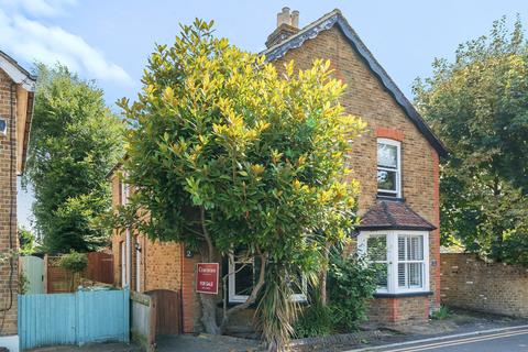 3 bedroom semi-detached house for sale, Mervyn Road, Shepperton, TW17