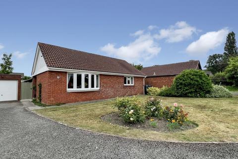 49 Arundell Close, Westbury, BA13 3UA