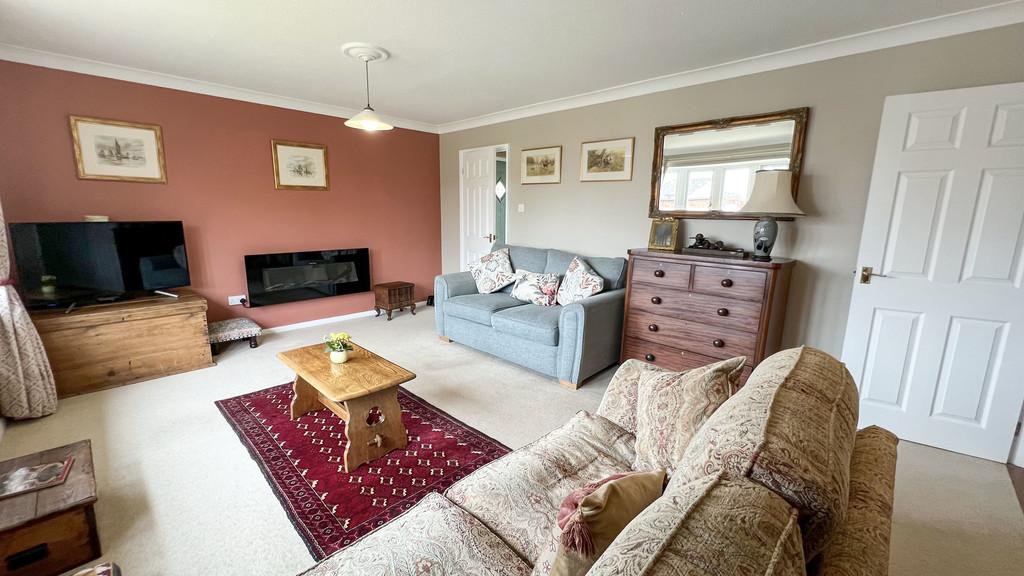Lounge/dining room