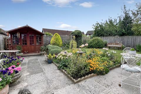 49 Arundell Close, Westbury, BA13 3UA