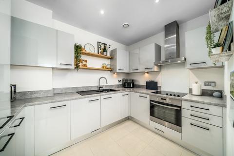 1 bedroom apartment for sale, Quarter House, Battersea Reach