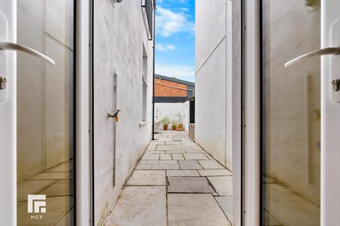 undefined, Severn Grove, Pontcanna