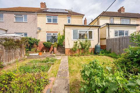 6 Bishop Crescent, Abergavenny, NP7 6BT