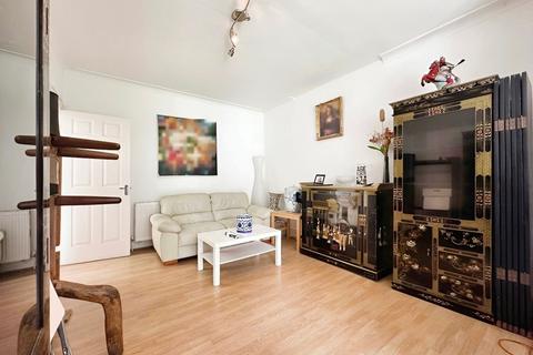 4 bedroom semi-detached house for sale, Hall Lane, London, NW4