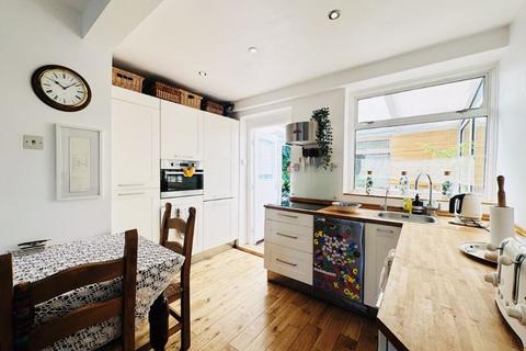 46 Walter Walk, Edgware, HA8 9ES