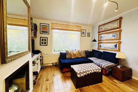 46 Walter Walk, Edgware, HA8 9ES