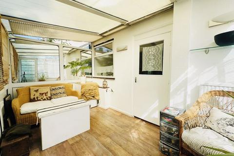 46 Walter Walk, Edgware, HA8 9ES