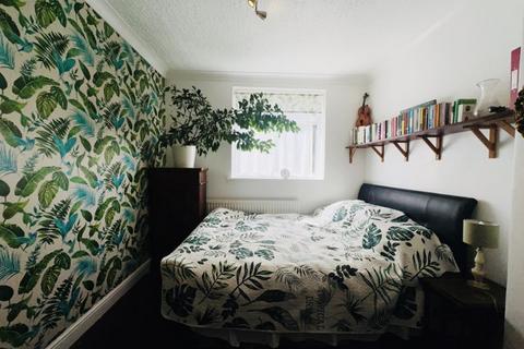 46 Walter Walk, Edgware, HA8 9ES