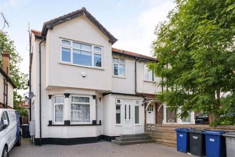 1 bedroom flat for sale, Manor Park Crescent, Edgware