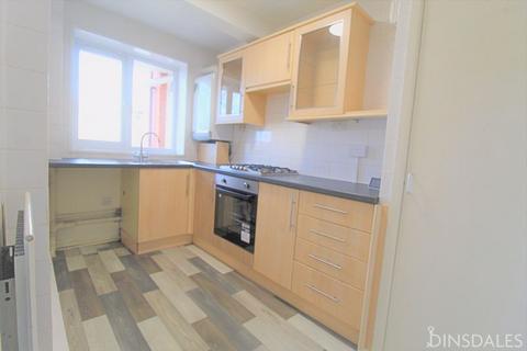 2 bedroom apartment to rent, Regency Court, Off Whetley Lane, Bradford, BD8 9EY