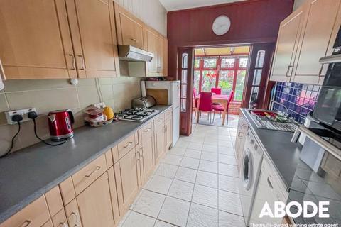 3 bedroom terraced house for sale, Wellington Avenue, Westcliff-On-Sea