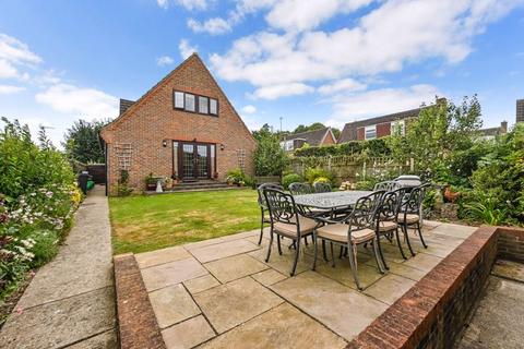63 Eythorne Road, Shepherdswell, Dover, CT15 7PJ